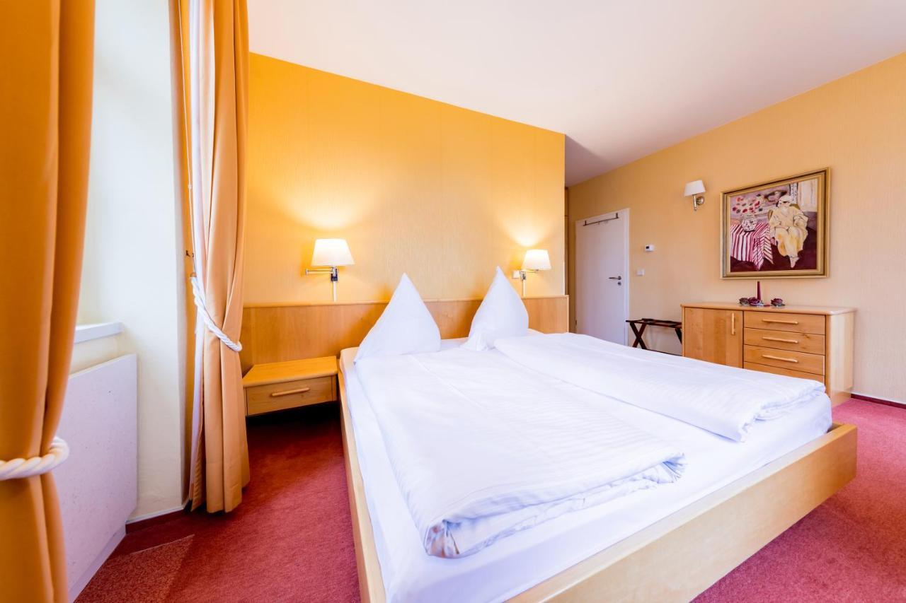 Schlosshotel Eyba 바트브랑켄부르크 외부 사진